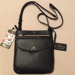 ASHWOOD Leather Cross body With Front Pockets. Black Leather.